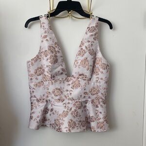 WAYF Floral Embroidered Peplum Top NWT 🌸